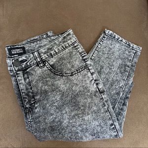Gray skinny jeans- worn once